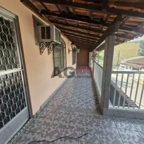 Casa com 4 Quartos à venda, 196m² no Taquara, Rio de Janeiro