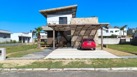Casa de Condomínio com 3 Quartos à venda, 301m² no Praia do Rosa, Garopaba