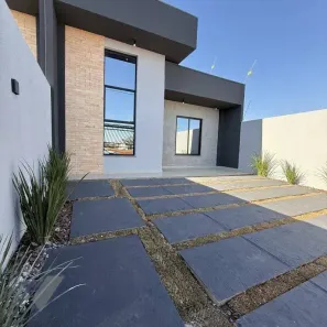Casa com 2 Quartos à venda, 68m² no Recanto Tropical, Cascavel