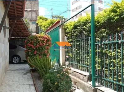 Casa com 3 Quartos à venda, 300m² no Concórdia, Belo Horizonte