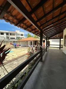 Casa com 4 Quartos à venda, 400m² no Camboinhas, Niterói