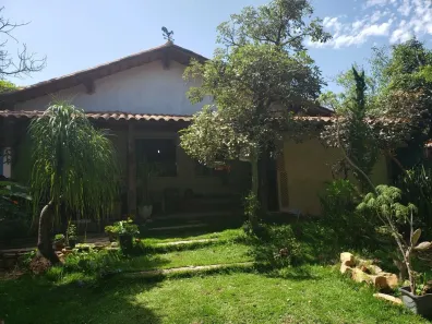 Casa com 3 Quartos à venda, 244m² no Vila Ipê Amarelo, Contagem