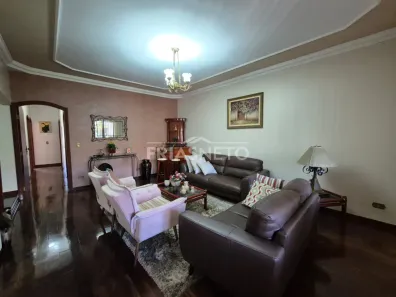 Casa com 5 Quartos à venda, 235m² no Vila Rezende, Piracicaba