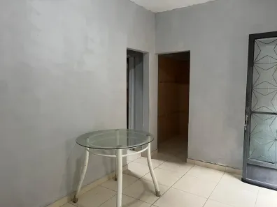 Casa com 1 Quarto para alugar, 40m² no Cordovil, Rio de Janeiro