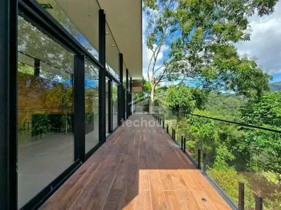 Casa de Condomínio com 5 Quartos para venda ou aluguel, 340m² no Parque do Imbui, Teresópolis