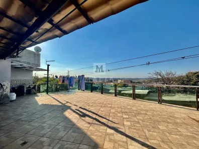 Casa com 3 Quartos à venda, 170m² no Jardim Bandeirantes, Contagem