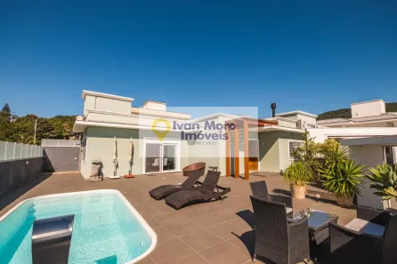 Casa com 3 Quartos à venda, 228m² no Ingleses do Rio Vermelho, Florianópolis