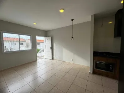 Casa com 2 Quartos para alugar, 50m² no Parque Residencial Piracicaba, Piracicaba