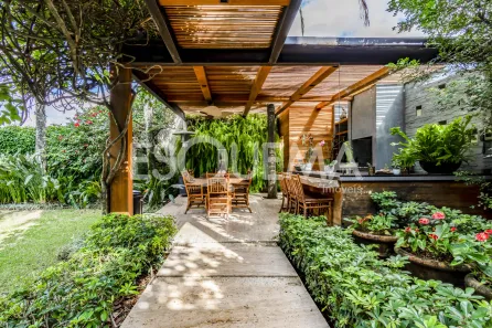 Casa com 4 Quartos à venda, 700m² no Boaçava, São Paulo