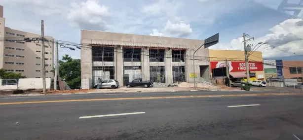 Sala Comercial com 1 Quarto para venda ou aluguel, 1800m² no Centro, Campinas