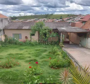Casa com 2 Quartos à venda, 305m² no Semprebom, Ibiporã