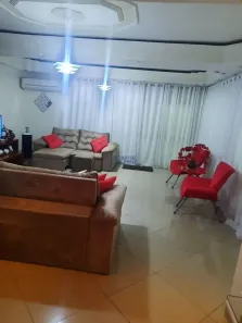 Sobrado com 5 Quartos à venda, 350m² no Parque Itamarati, Jacareí