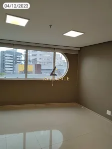 Sala Comercial à venda, 34m² no Sanvitto, Caxias do Sul