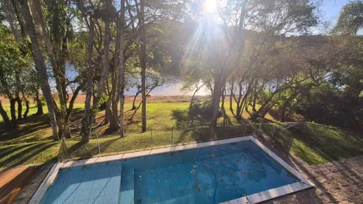 Casa de Condomínio com 4 Quartos para alugar, 234m² no Ibiúna, Ibiúna