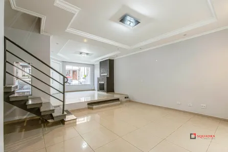Sobrado com 3 Quartos à venda, 205m² no Pinheirinho, Curitiba