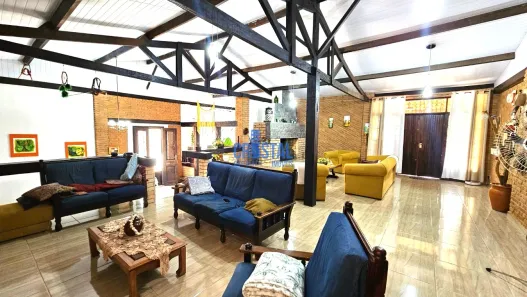 Fazenda/Sítio com 3 Quartos à venda, 300m² no Parque Dos Cafezais I, Itupeva