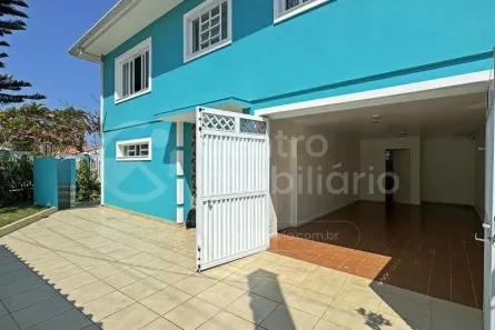 Casa com 5 Quartos à venda, 428m² no Centro, Peruíbe
