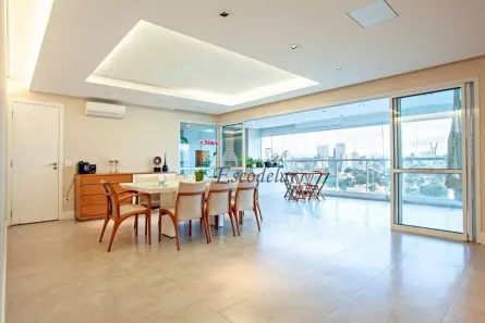 Apartamento com 3 Quartos à venda, 258m² no Vila Cordeiro, São Paulo
