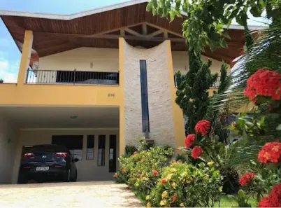 Casa de Condomínio com 3 Quartos para venda ou aluguel, 330m² no Vila Costa, Taubaté
