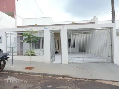 Casa com 2 Quartos à venda, 80m² no Brasília, Ibiporã