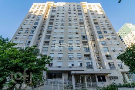 Apartamento com 3 Quartos à venda, 74m² no Passo da Areia, Porto Alegre