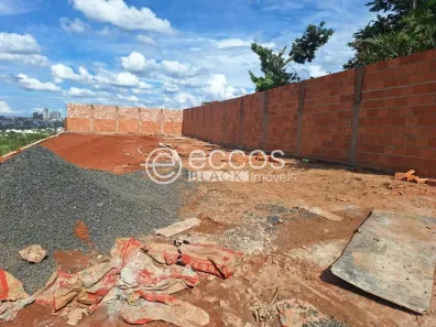 Lote/Terreno à venda, 250m² no Cidade Jardim, Uberlândia