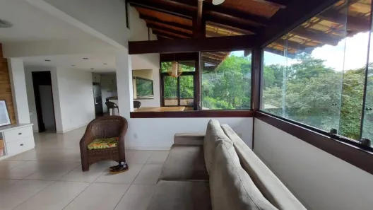 Casa de Condomínio com 4 Quartos à venda, 196m² no Maravista, Niterói