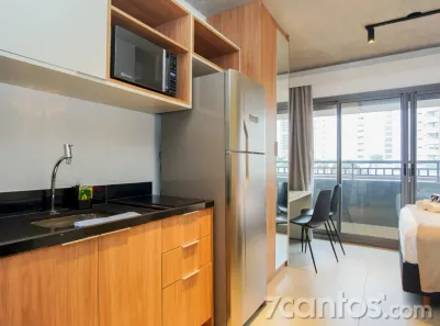 Apartamento com 1 Quarto para alugar, 25m² no Santo Amaro, São Paulo