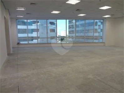 Sala Comercial para alugar, 139m² no Cidade Monções, São Paulo