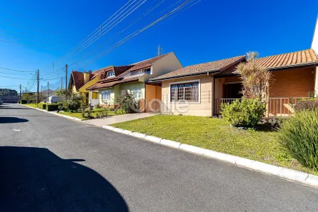 Casa de Condomínio com 3 Quartos à venda, 192m² no Orleans, Curitiba