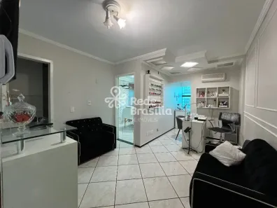 Sala Comercial à venda, 34m² no Taguatinga Centro, Brasília