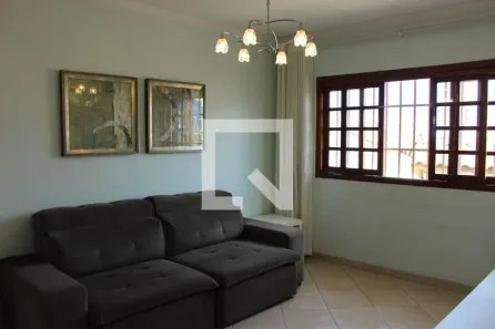 Casa com 3 Quartos à venda, 150m² no Jardim Pinheiros, São Paulo