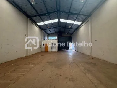 Galpão/Depósito/Armazém para alugar, 336m² no Tibery, Uberlândia