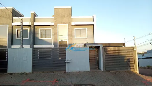 Sobrado com 2 Quartos à venda, 79m² no Floresta, Cascavel