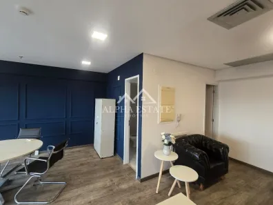 Sala Comercial para alugar, 42m² no Green Valley Alphaville, Barueri