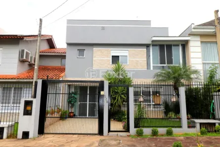 Casa de Condomínio com 3 Quartos à venda, 200m² no Mário Quintana, Porto Alegre