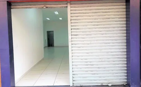 Sala Comercial com 1 Quarto para alugar, 93m² no Centro, Londrina