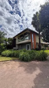 Casa de Condomínio com 3 Quartos para alugar, 638m² no Jardim Imperial, Cuiabá