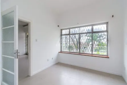 Casa com 3 Quartos para alugar, 200m² no Petrópolis, Porto Alegre