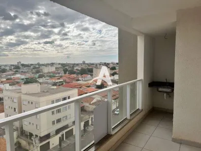 Apartamento com 2 Quartos para alugar, 65m² no Segismundo Pereira, Uberlândia