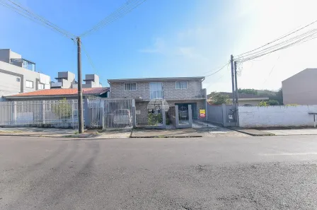 Sobrado com 3 Quartos à venda, 238m² no Alto Boqueirão, Curitiba