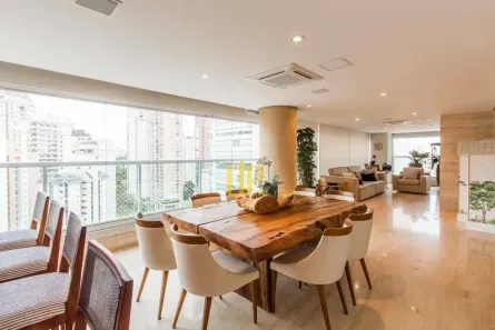 Apartamento com 4 Quartos para venda ou aluguel, 340m² no Vila Uberabinha, São Paulo