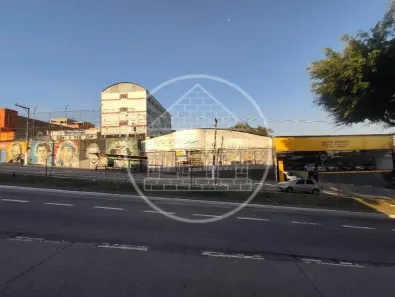 Prédio Comercial para alugar, 943m² no Cidade Dutra, São Paulo