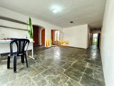 Casa com 3 Quartos à venda, 180m² no Jardim Campo Grande, São Paulo
