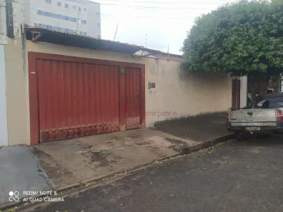 Casa com 5 Quartos à venda, 250m² no Jardim Santa Rosa I, São José do Rio Preto
