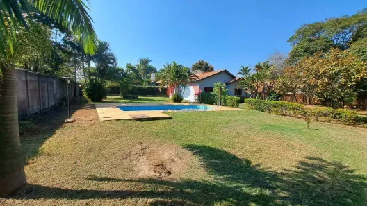 Fazenda/Sítio com 4 Quartos à venda, 222m² no Parque das Bandeiras, Indaiatuba