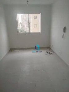 Apartamento com 2 Quartos para alugar, 32m² no Jardim Celeste, São Paulo