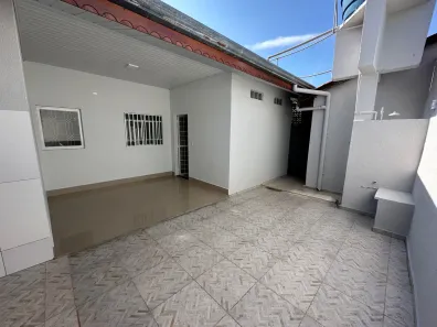 Casa com 4 Quartos à venda, 200m² no Cidade Alta, Cuiabá