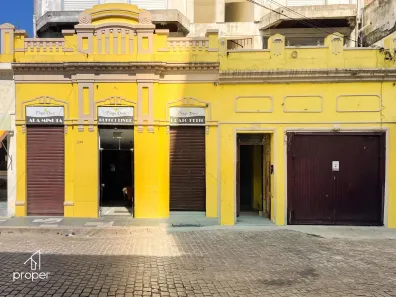Prédio Comercial com 2 Quartos para alugar, 560m² no Centro, Pelotas