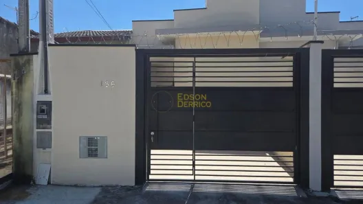 Casa com 2 Quartos à venda, 77m² no Comercial e Residencial Jardim Mariana, Pindamonhangaba